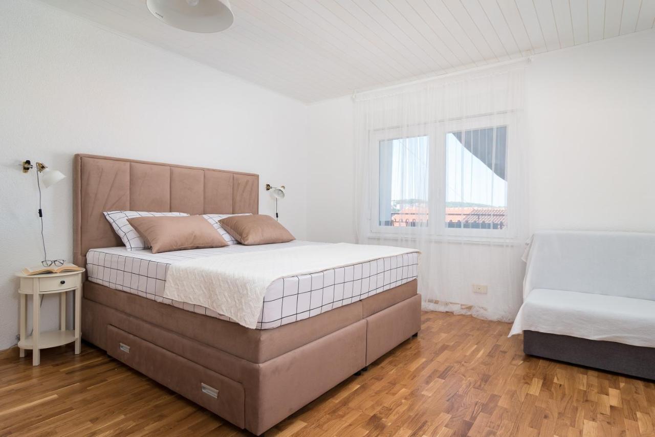 Apartman Regius White Trogir Exterior photo